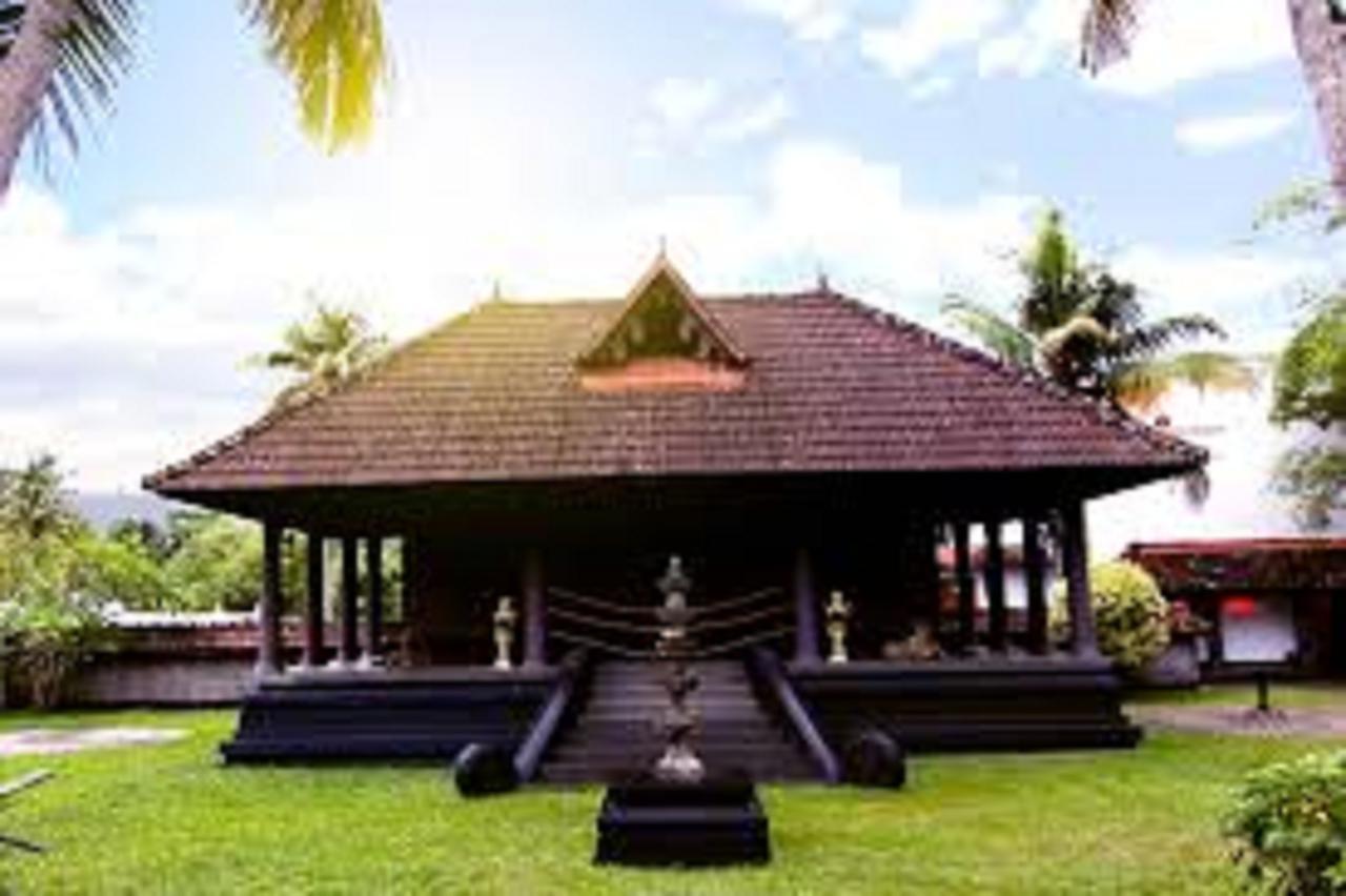 Treebo Tryst Travancore Palace Cherthala Alappuzha Eksteriør bilde